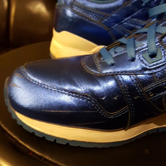 Asics sneakers size 9 - Picture 6 of 6